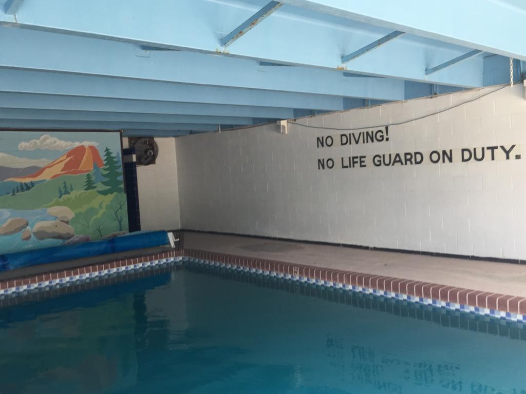 Garden Of The Gods Motel コロラドスプリングス エクステリア 写真