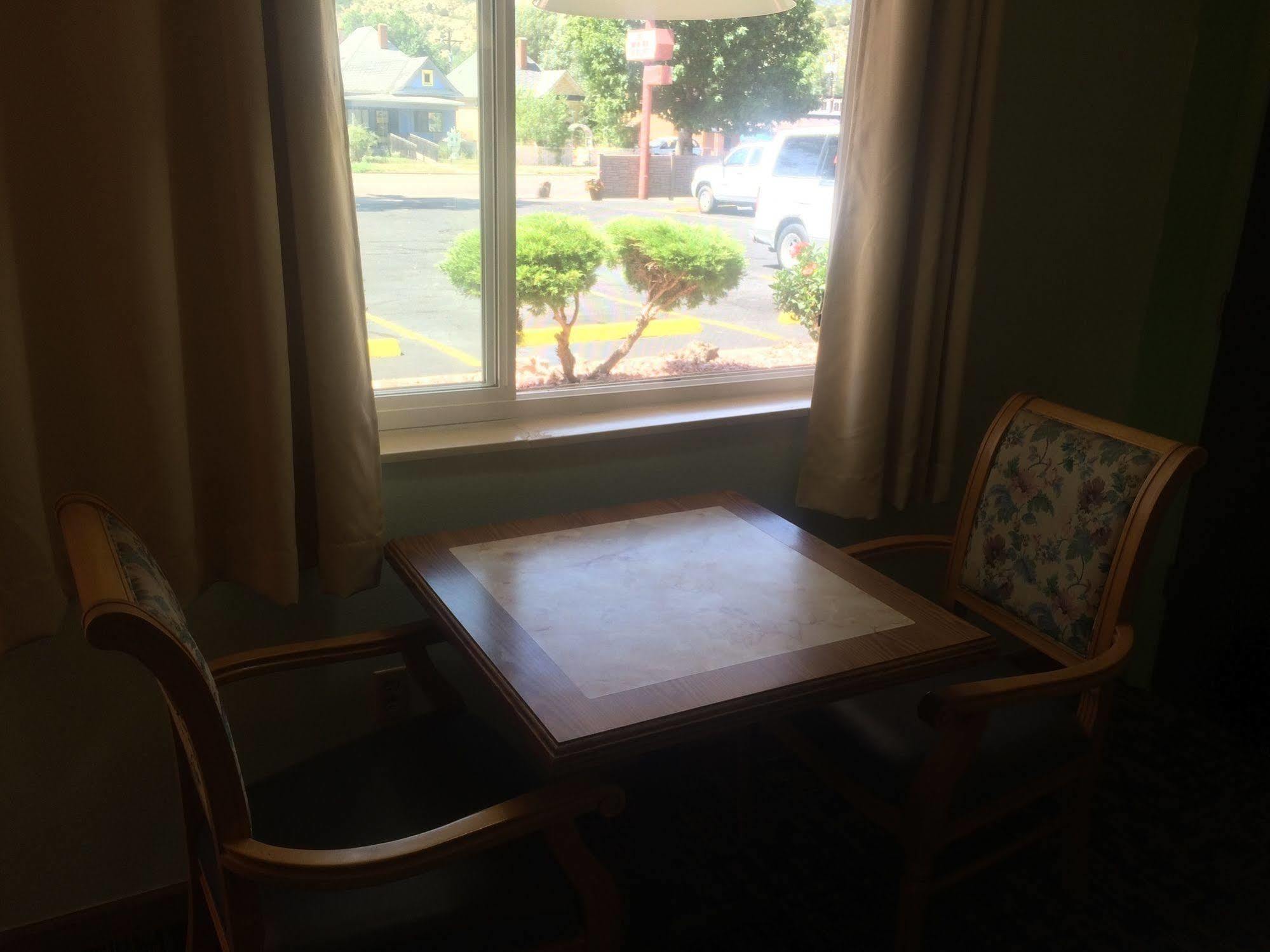 Garden Of The Gods Motel コロラドスプリングス エクステリア 写真